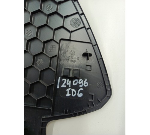 Накладка торпедо левая