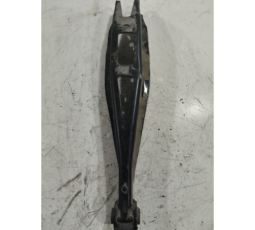 Рычаг подвески(задний левый)