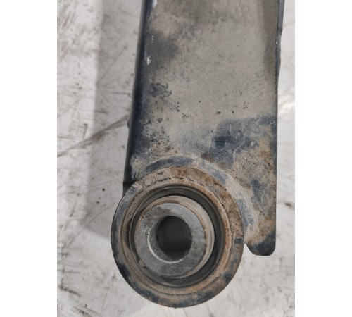 Рычаг подвески(задний левый)