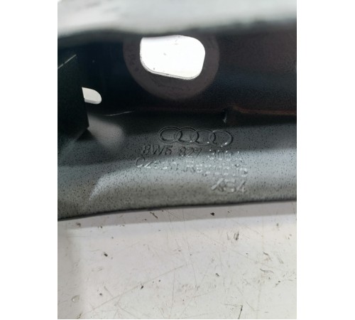 Петля крышки багажника правая