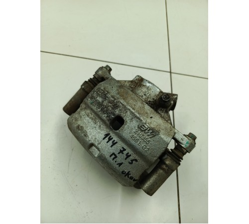 Суппорт передний левый