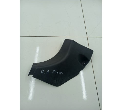 Накладка на порог передняя левая 