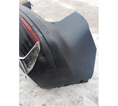 Бампер задний в сборе