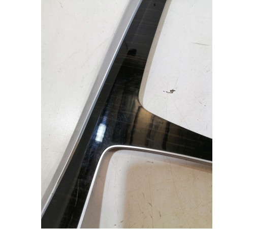 Декоративная накладка центральной консоли