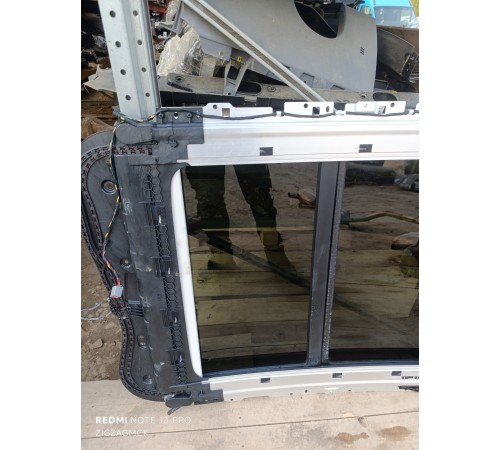 Люк крыши панорамный