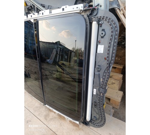 Люк крыши панорамный