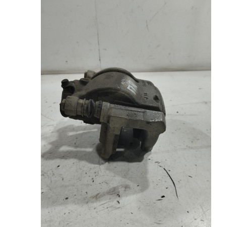 Суппорт(передний правый)