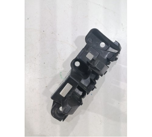 Кронштейн бампера задний левый 