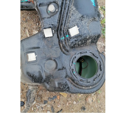 Бак топливный