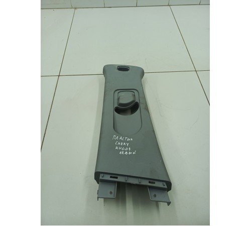 Обшивка центральной стойки левая верхняя 