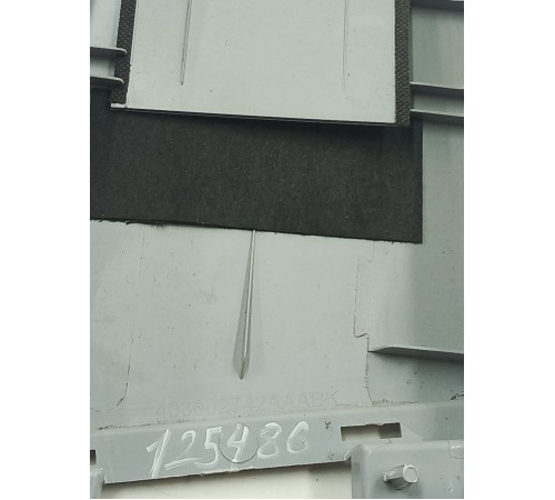 Обшивка центральной стойки левая верхняя 