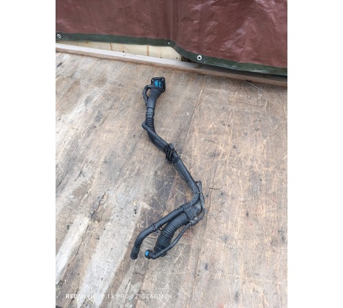 Горловина топливного бака