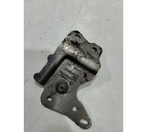 Кронштейн(крепление) кузова