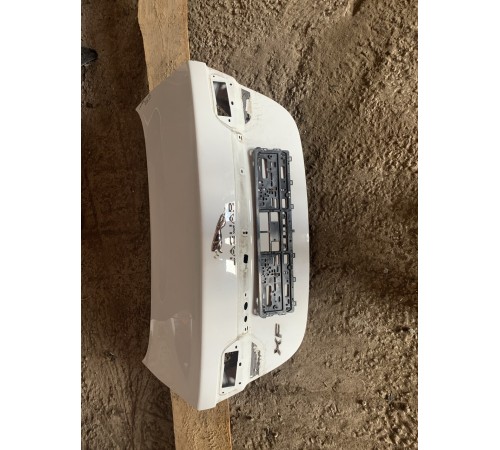 Крышка багажника