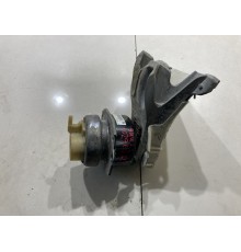 Подушка (опора) двигателя правая