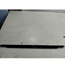 Уплотнитель стекла (задний левый наружный)