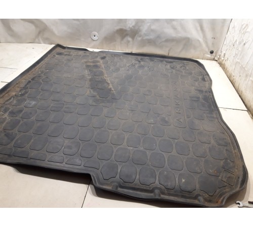 Коврик багажника