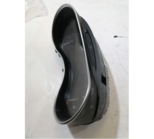 Панель приборов