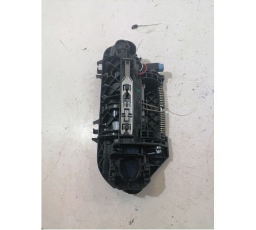 Ручка двери передняя правая (наружная)