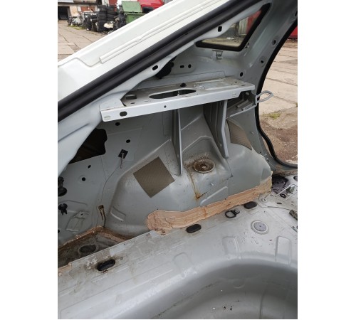 Крыло заднее левое