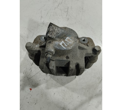 Суппорт передний правый