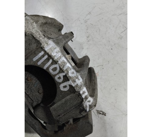 Суппорт передний правый