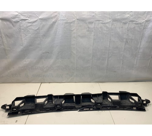 Опорный кронштейн заднего бампера