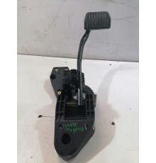 Педаль тормоза