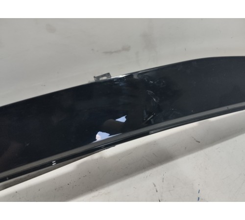 Накладка крышки багажника