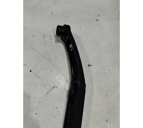 Поводок стеклоочистителя(левый)