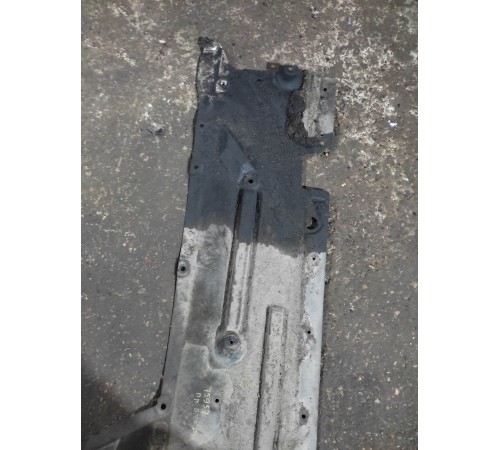 Защита днища (правая)