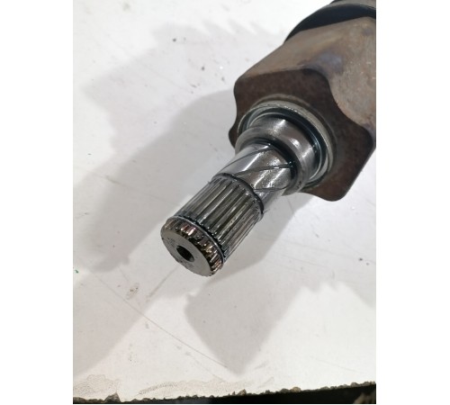 Привод полуось передний левый