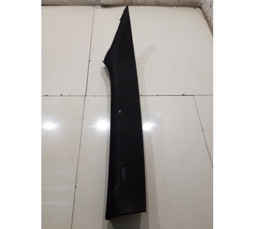 Обшивка стойки (передняя, правая)