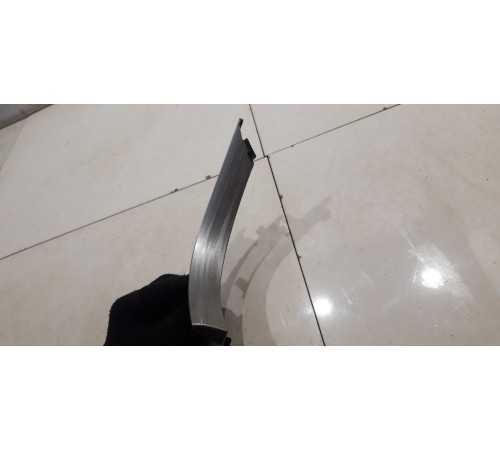 Накладка на торпедо (левая)