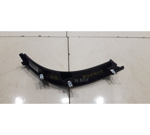 Накладка на торпедо (левая)