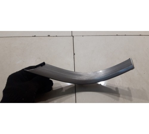 Накладка на торпедо (левая)