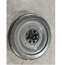 Маховик двигателя