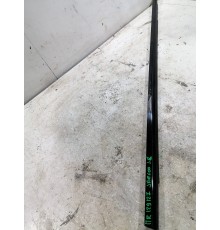 Уплотнитель стекла передний правый внешний