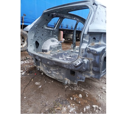 Задняя панель кузова