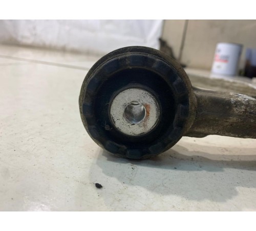 Рычаг подвески (передний, правый,верхний)