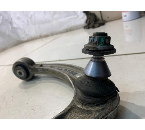 Рычаг подвески (передний, правый,верхний)