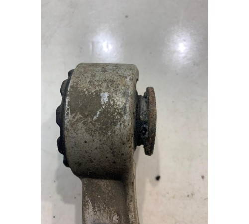 Рычаг подвески (передний, правый,верхний)