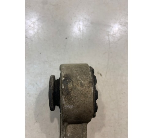 Рычаг подвески (передний, правый,верхний)