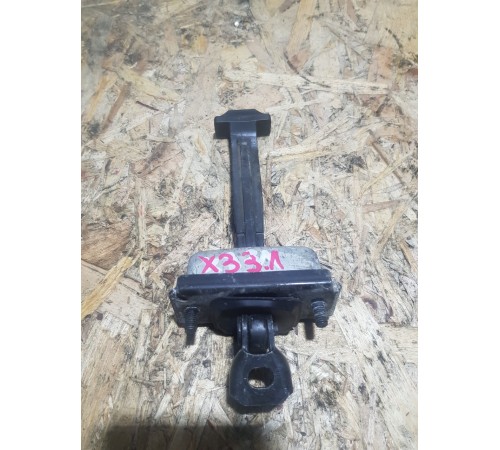 Ограничитель двери задний левый