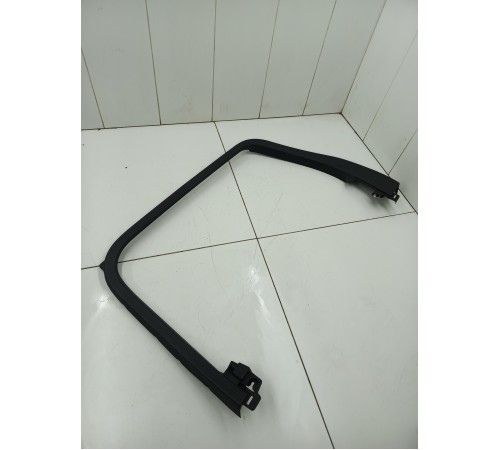 Накладка рамки двери задняя правая внутренняя