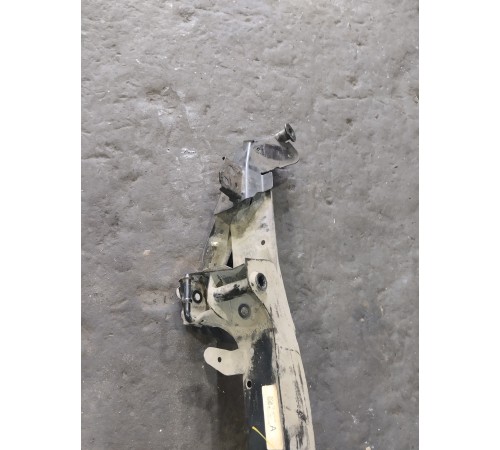 Балка подвески задняя (подрамник)