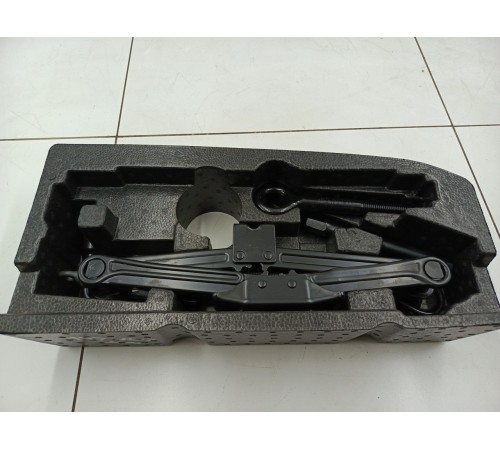 Домкрат (инструменты)