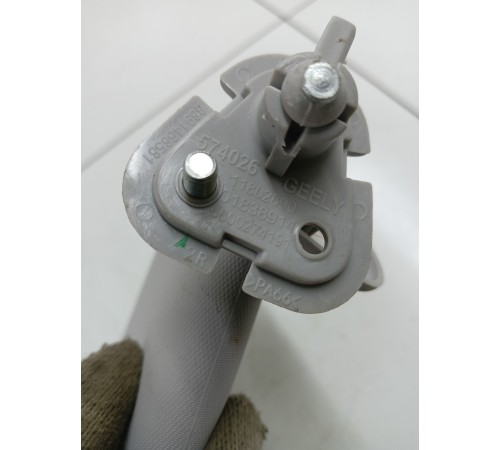 Козырек правый