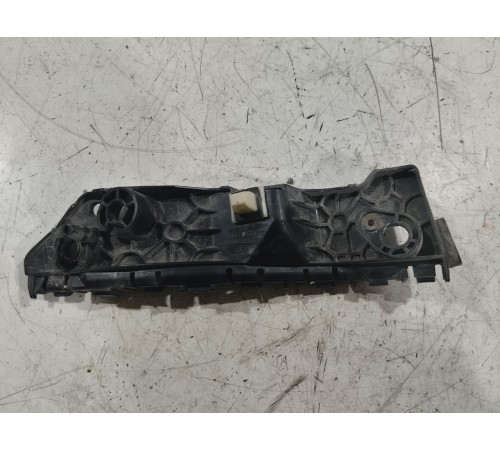 Кронштейн (крепление) переднего бампера левый