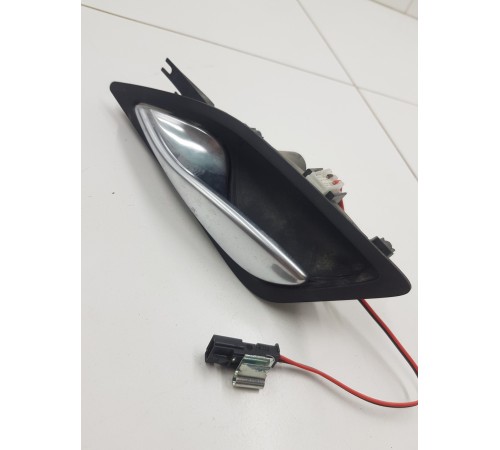 Ручка двери задняя левая внутренняя